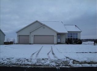 315 Park St, Poynette, WI 53955