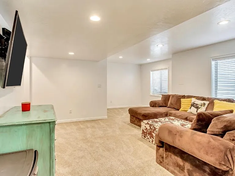 2254 S Baxter Dr — Photo 20
