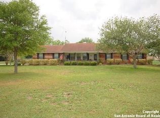 4630 Haeckerville Rd, Cibolo, TX 78108