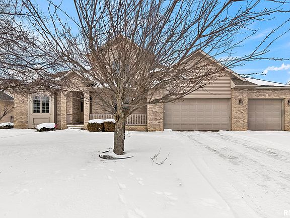 2nd image of 6501 Winterberry Ln