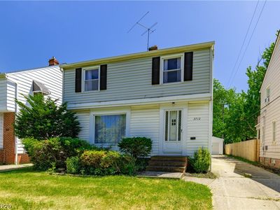3712 Monticello Blvd, Cleveland Heights, OH, 44121