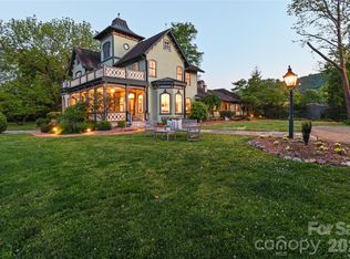 204 Lawson St, Hot Springs, NC 28743