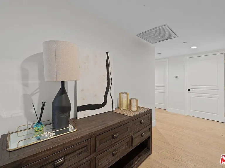 11842 Darlington Ave #201 — Photo 12