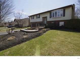 2392 James Dr, Allentown, PA 18104