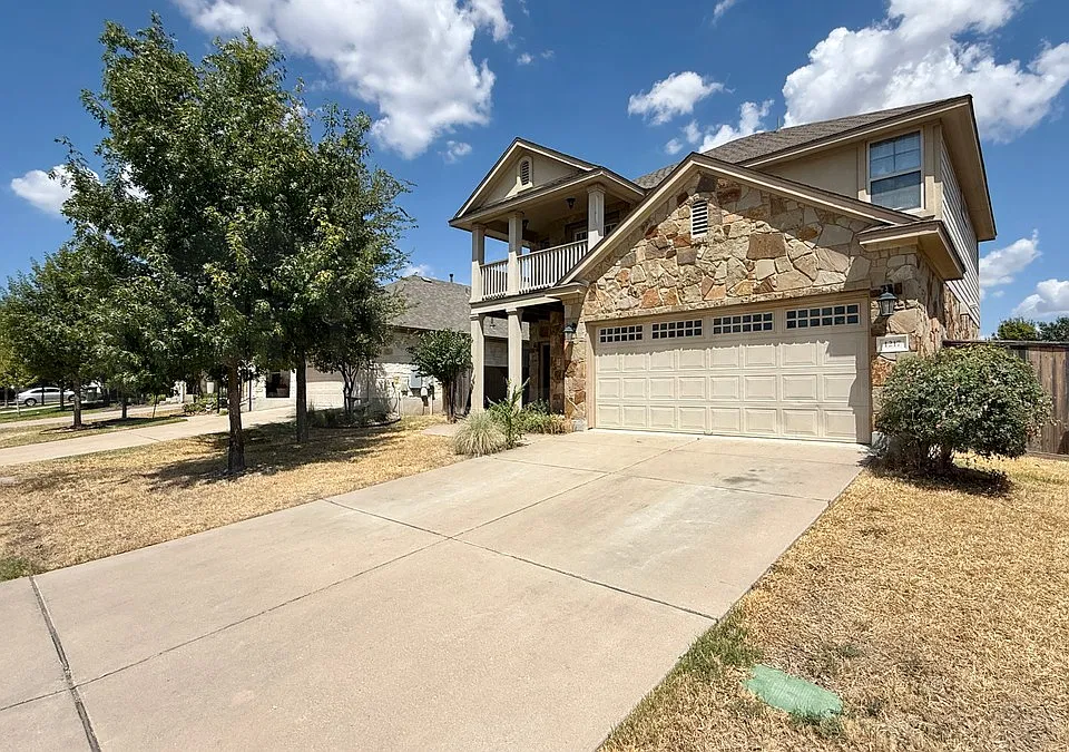 1217 Rock Mill Ln