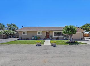 4261 Santa Ana Valley Rd, Hollister, CA 95023