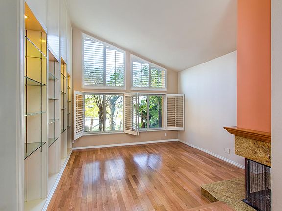2nd image of 25623 Fallenleaf Dr