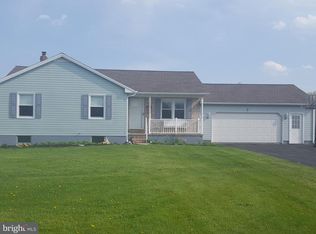 9 Jefferson Dr, Abbottstown, PA 17301