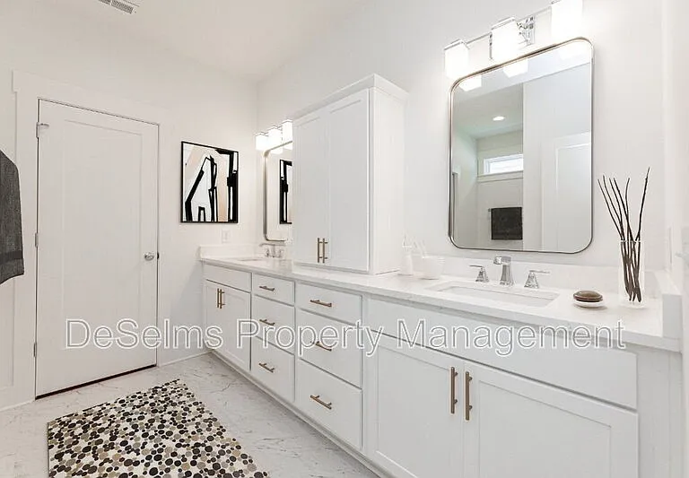 335A McKennell Dr — Photo 5