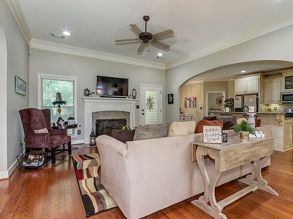 2nd image of 5327 Chestertown Trce