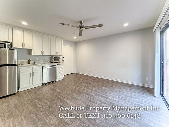 3rd image of 3615 S Centinela Ave APT 10