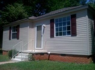 421 Airline Rd, Columbus, MS 39702