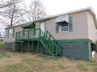 126 River St, East Bend, NC 27018