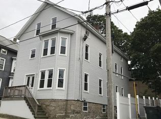 73 Cottage St, Fall River, MA 02721
