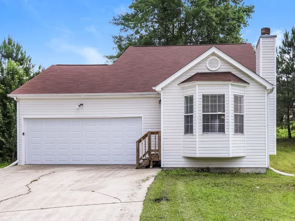 1376 Camrose Ct, Douglasville, GA 30134