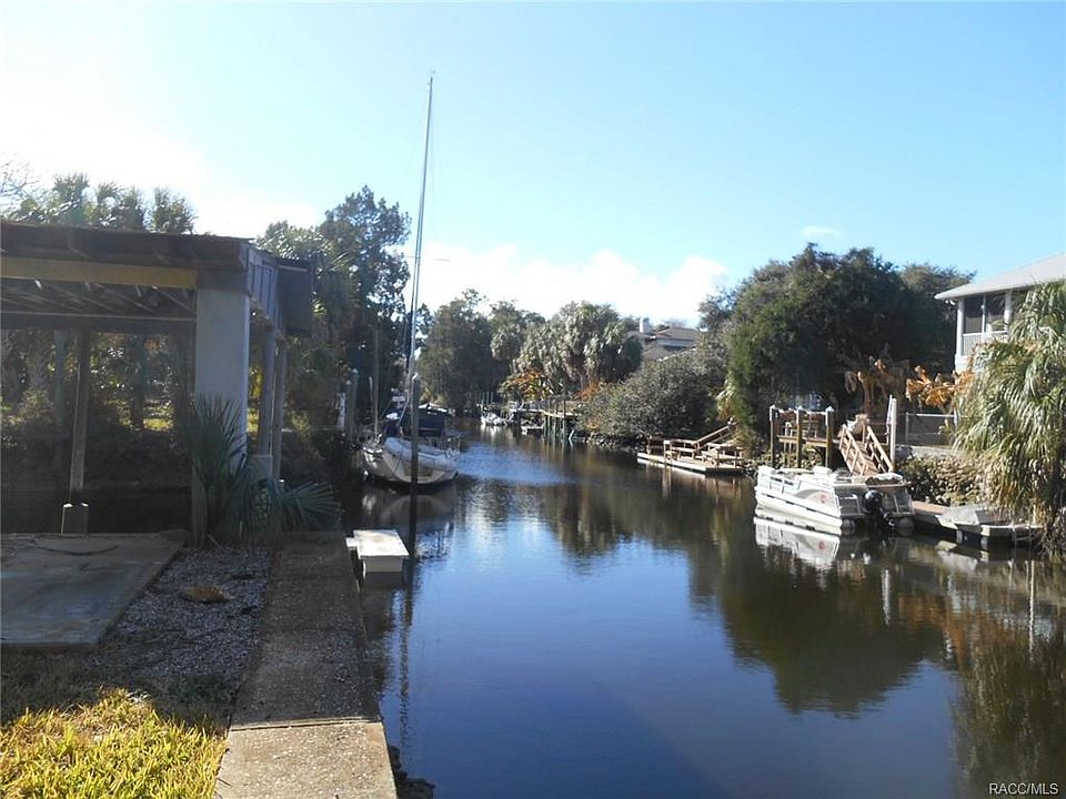 1st image of 12 Magnolia Ave
