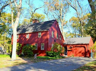 85 Mashuena Dr, Warwick, RI 02888