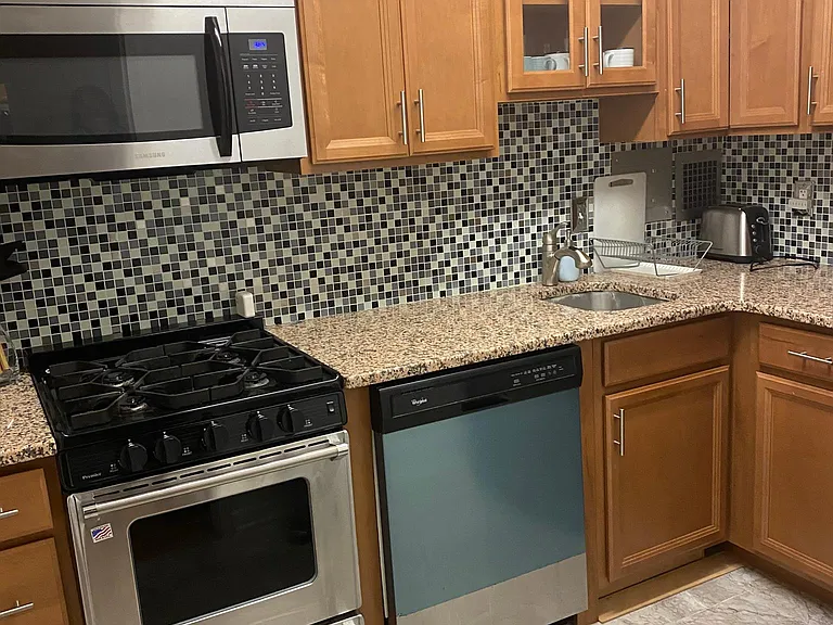 2401 H St NW #407 — Photo 8