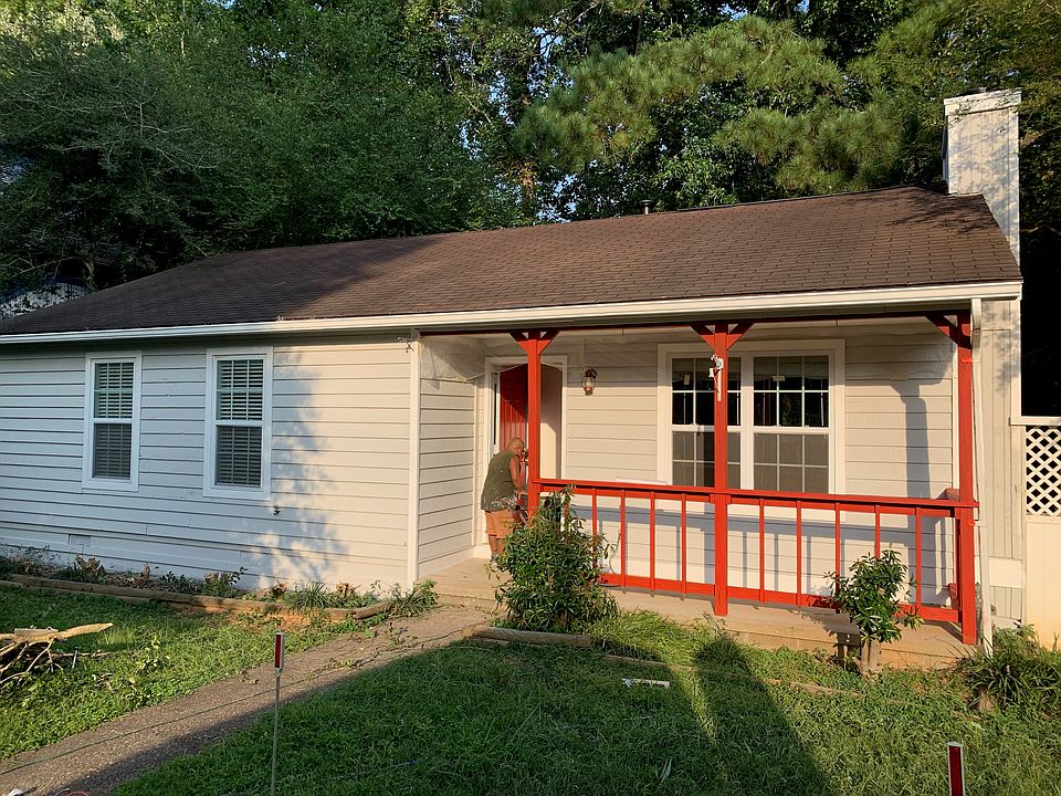 2nd image of 926 Brandon Hill Way