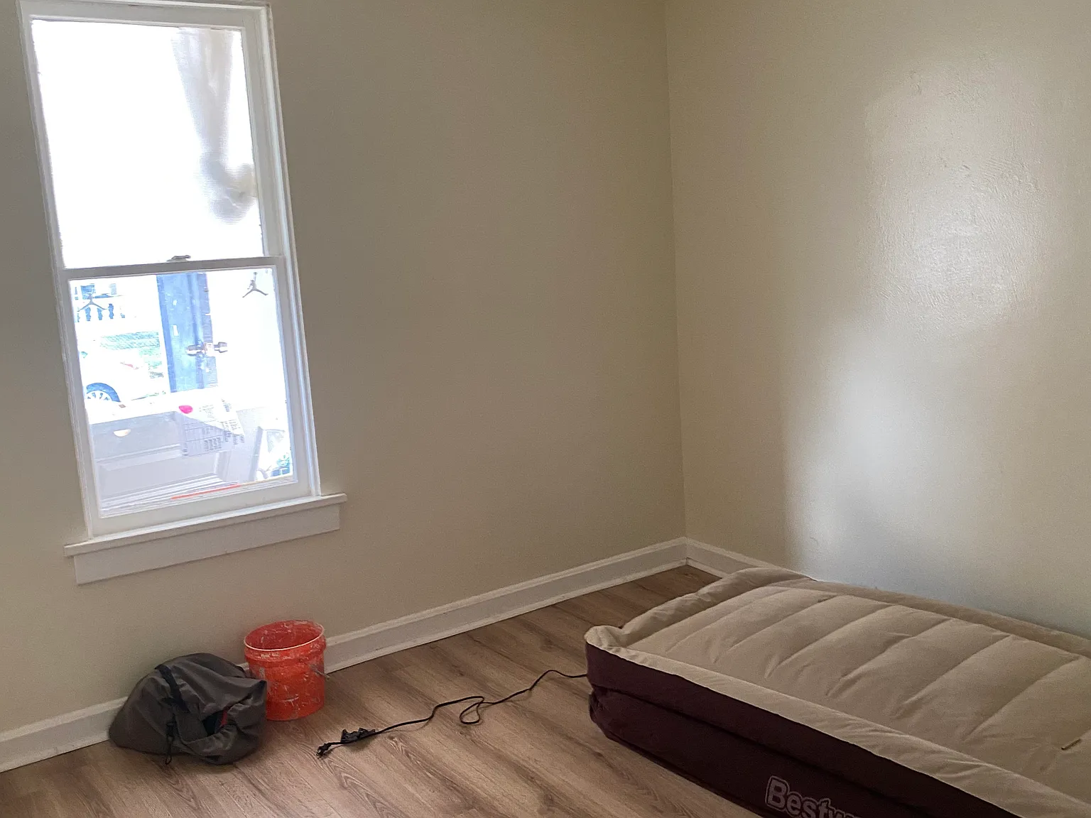 2 bed, $1,300 — Photo 2