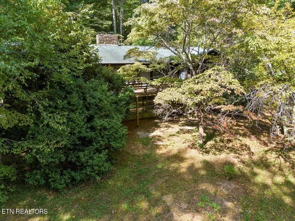 709 Skyline Dr, Clinton, TN 37716