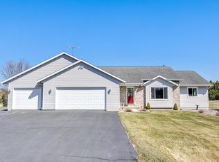 4403 Valley View Ct, Newton, WI 53063
