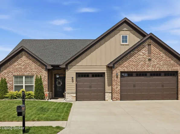 7020 Equine Ave, Sellersburg, IN 47172