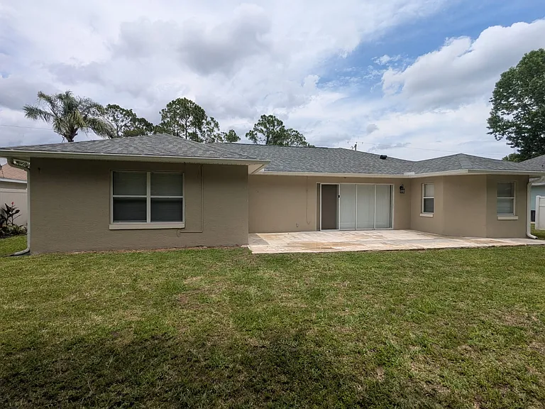 22 Pebble Beach Dr — Photo 47