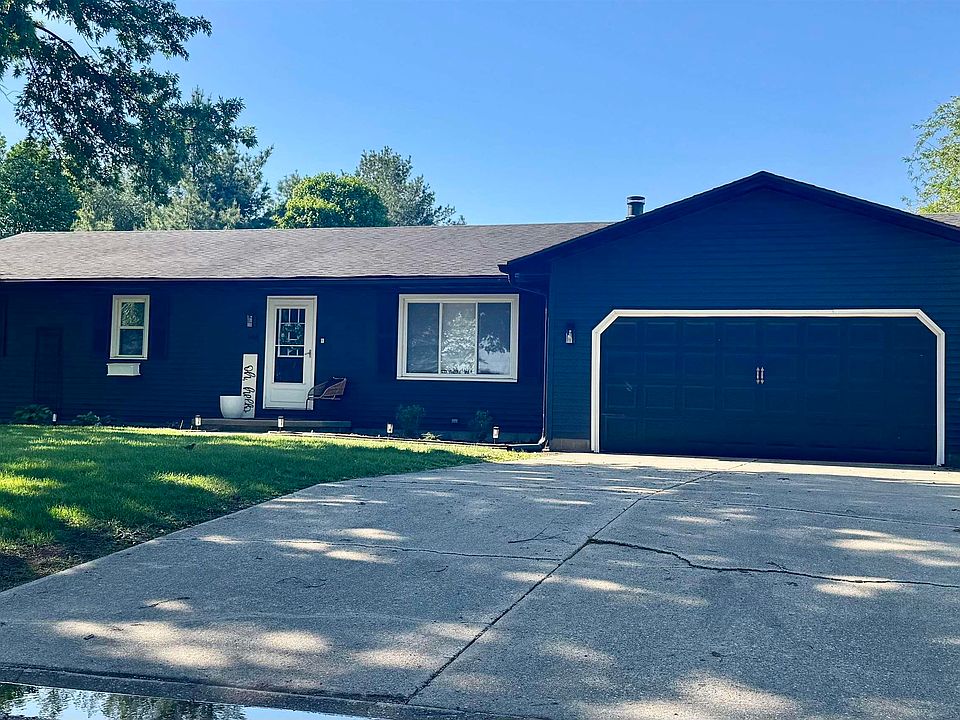 1st image of 148 Joan Dr