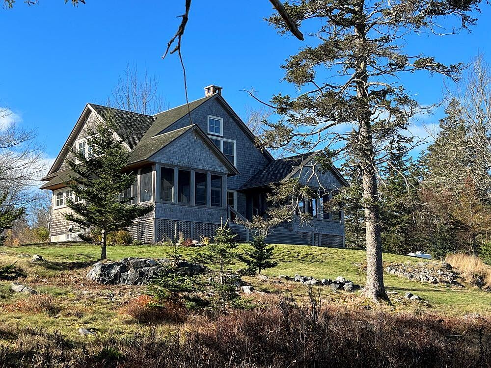 70 Atlantic Loop Road, Swans Island, ME 04685 Zillow