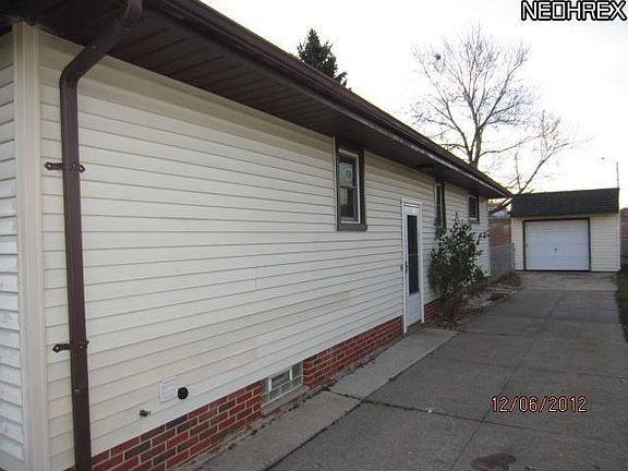 3rd image of 11204 Brunswick Ave