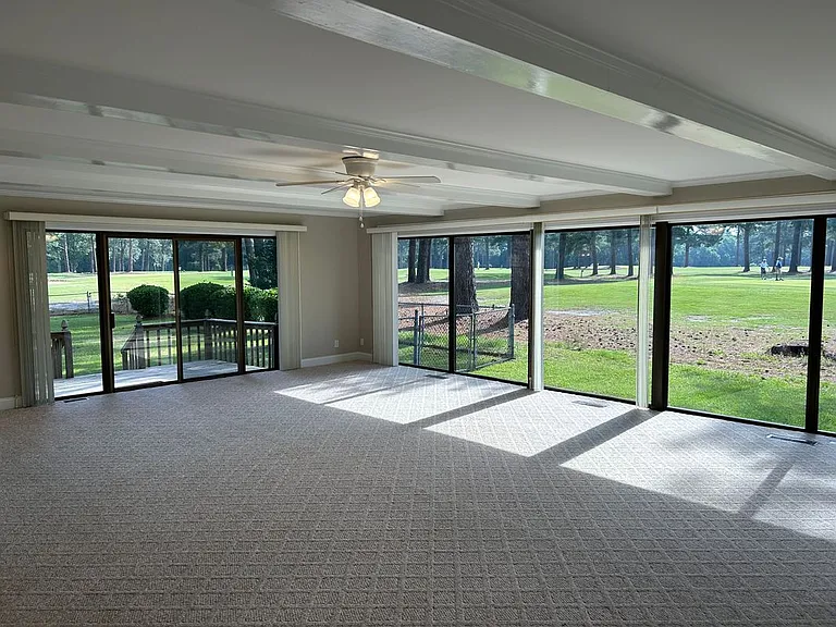 358 Country Club Rd — Photo 4