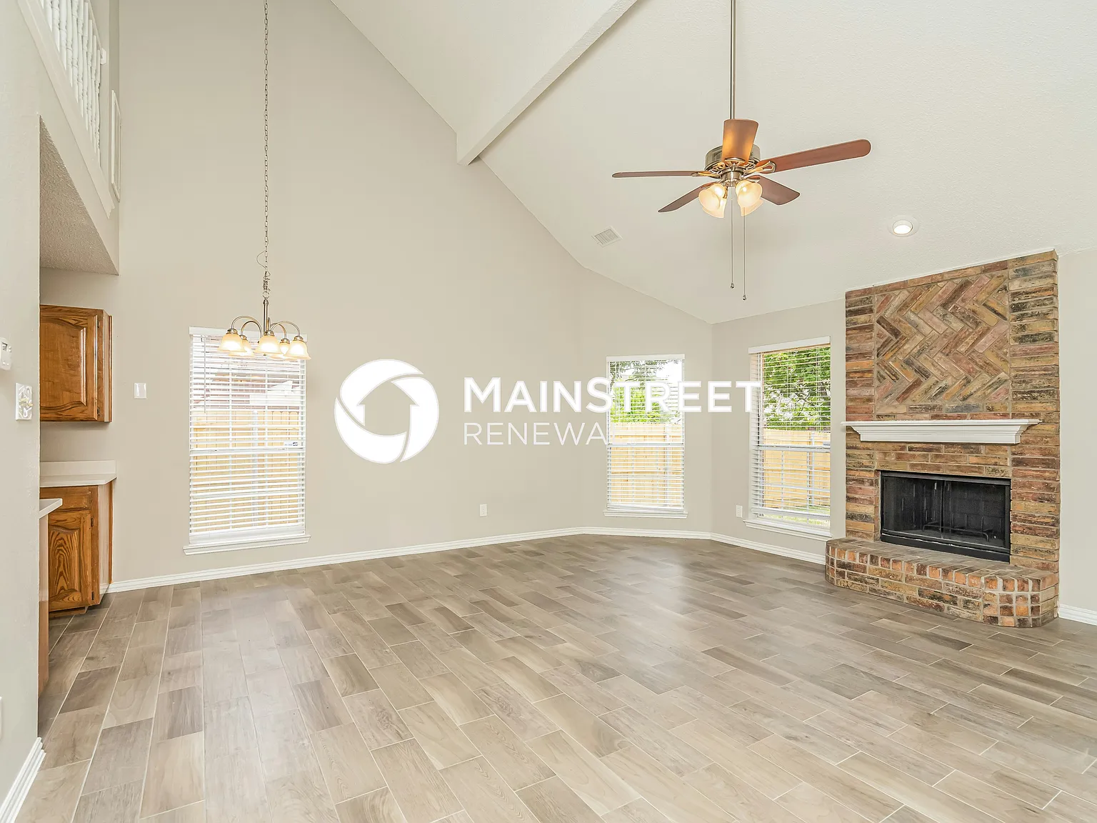 320 Trees Dr — Photo 2