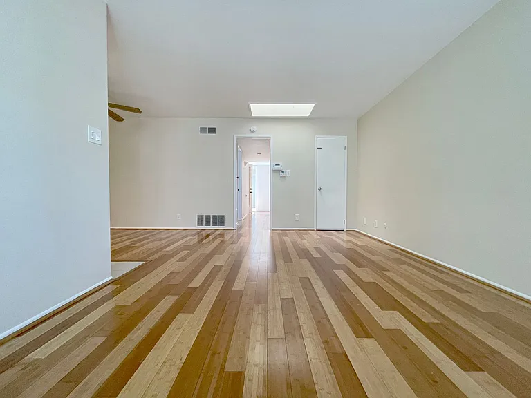 2414 Richmond Way — Photo 4