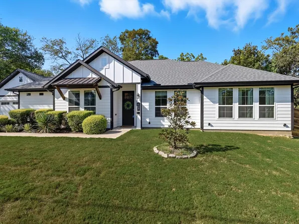 407 W Light St, Waxahachie, TX 75165