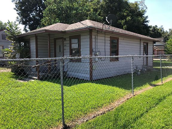 3rd image of 8819 Irvington Blvd