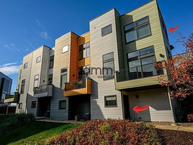 18875 Riversouth Ter #7 — Photo 1