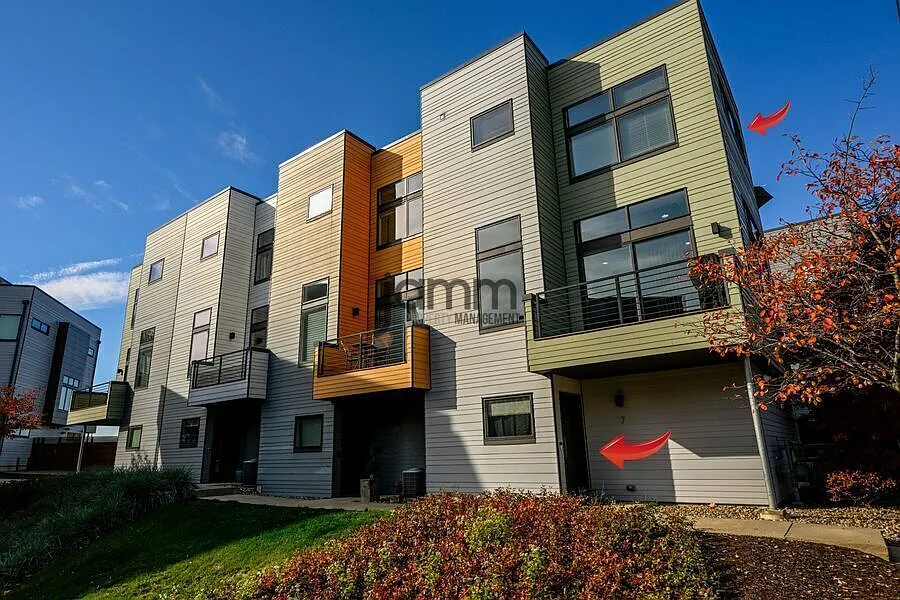 18875 Riversouth Ter #7