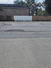 2nd image of 6203 Brittmoore Rd