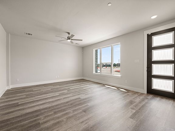 4th image of 1420 Solterra Blvd