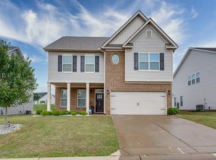 668 Highgarden Ln, Boiling Springs, SC 29316