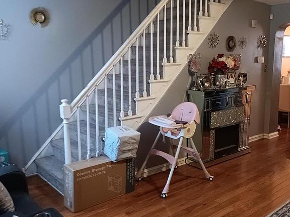 5th image of 8506 Provident St
