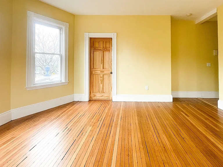 381 Centre St #2 — Photo 18
