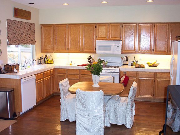 Spacious Kitchen