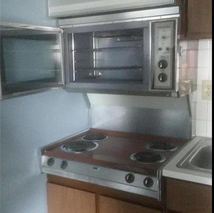 5th image of 2331 E Market St APT 615-D