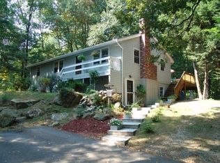 252 W Main St, Hopkinton, MA 01748