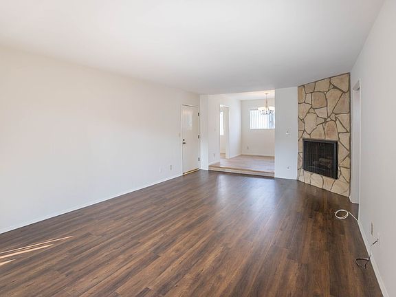 2nd image of 507 California Ave APT 203