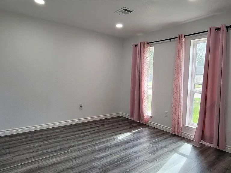 13810 Overbrook Ln — Photo 11