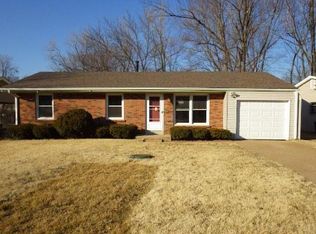 10803 Canter Way Dr, Saint Louis, MO