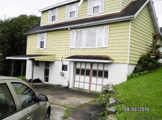 1309 Caroline St, Nanty Glo, PA